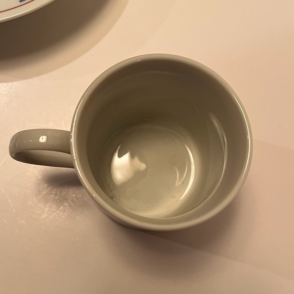 “Chessie for Children” Chesapeake and Ohio Railway Co. Plate, Cup and Bowl - Picture 10 of 12